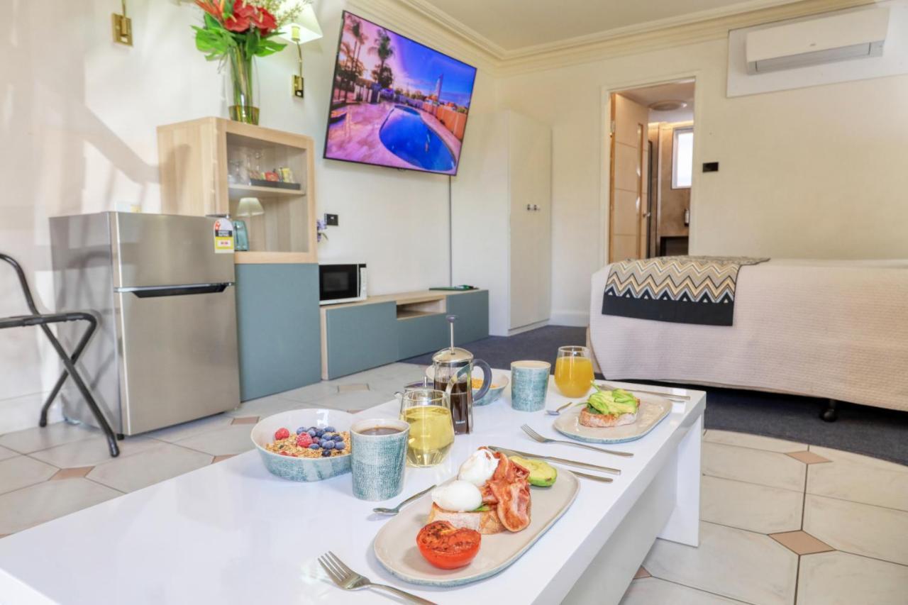 Motel The Palms Dubbo Esterno foto