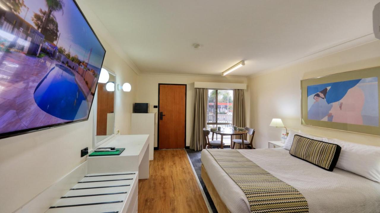 Motel The Palms Dubbo Esterno foto