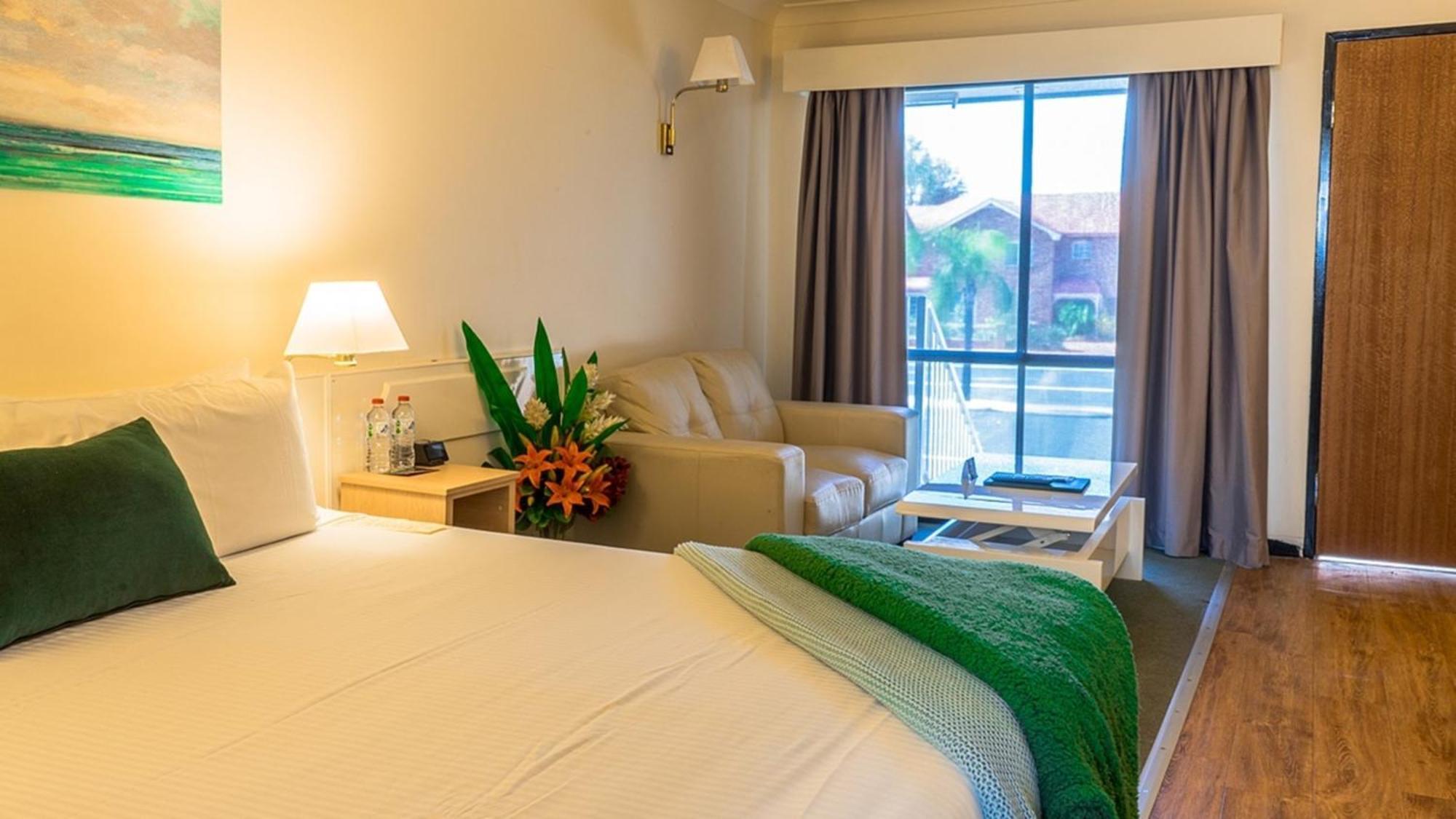 Motel The Palms Dubbo Esterno foto