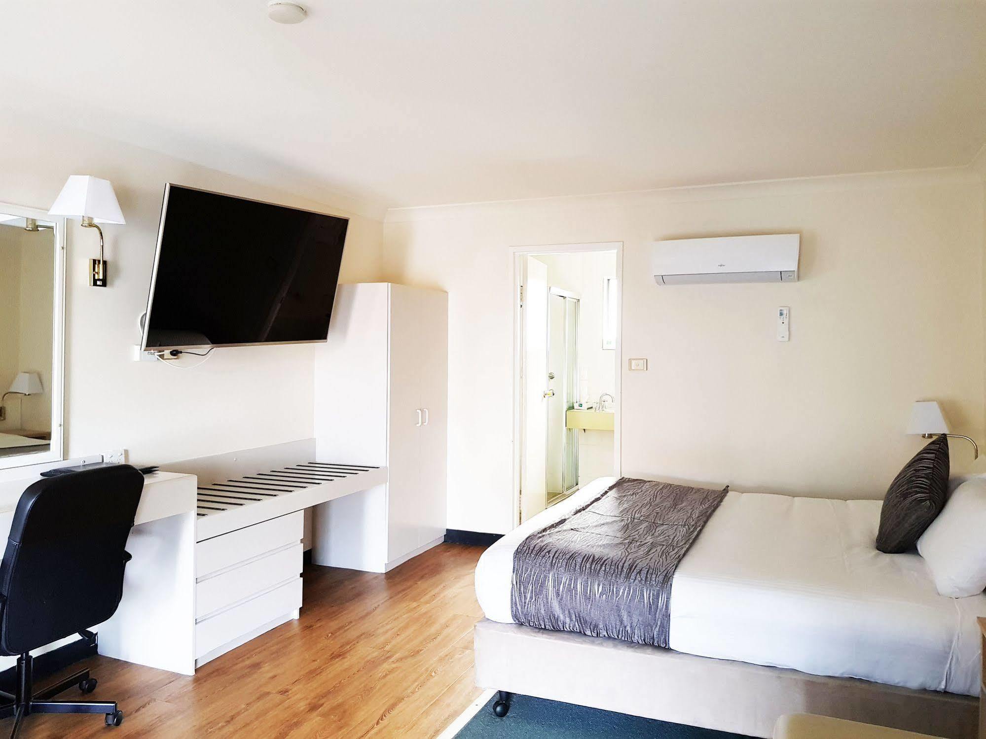 Motel The Palms Dubbo Esterno foto