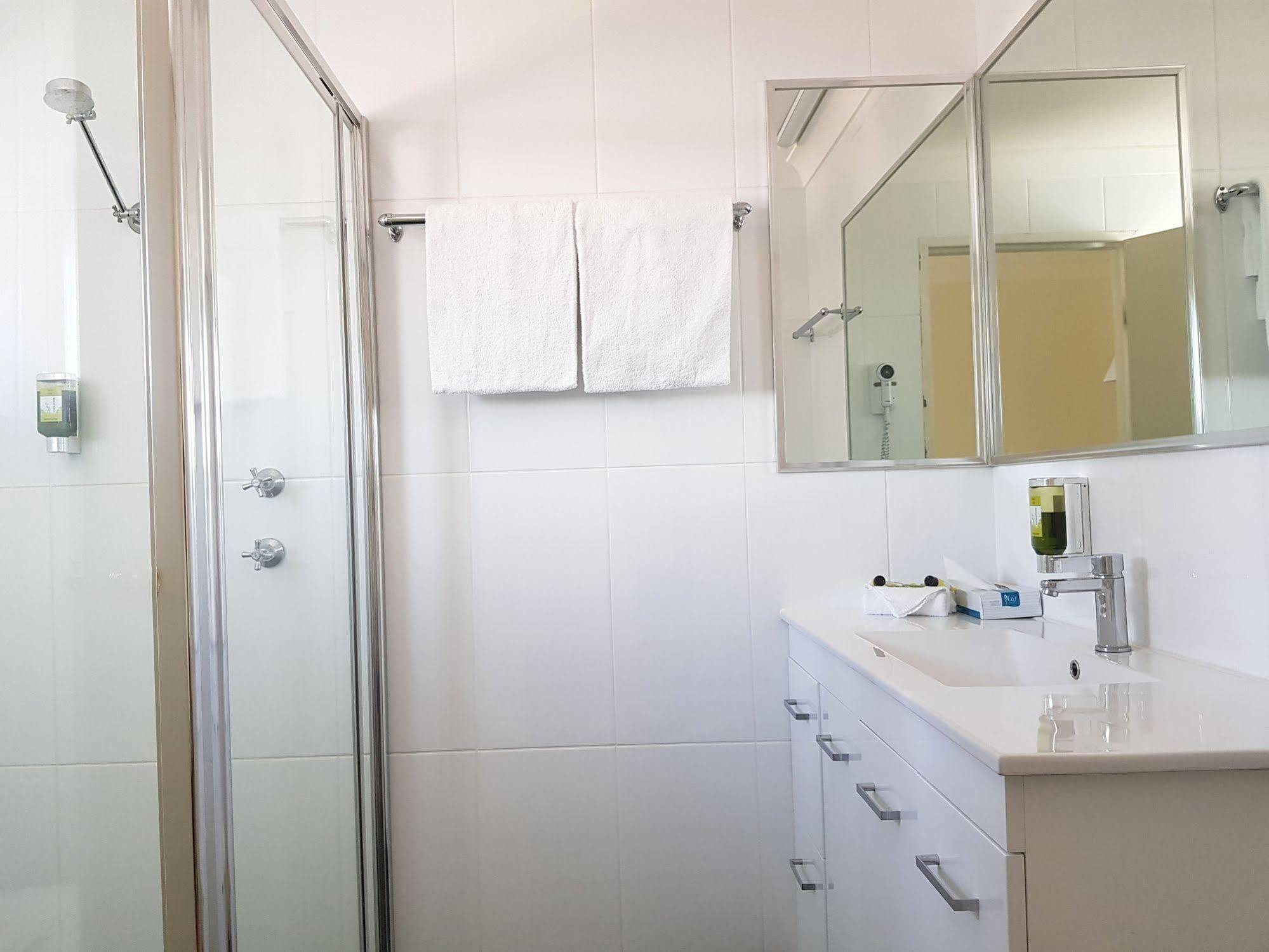 Motel The Palms Dubbo Esterno foto